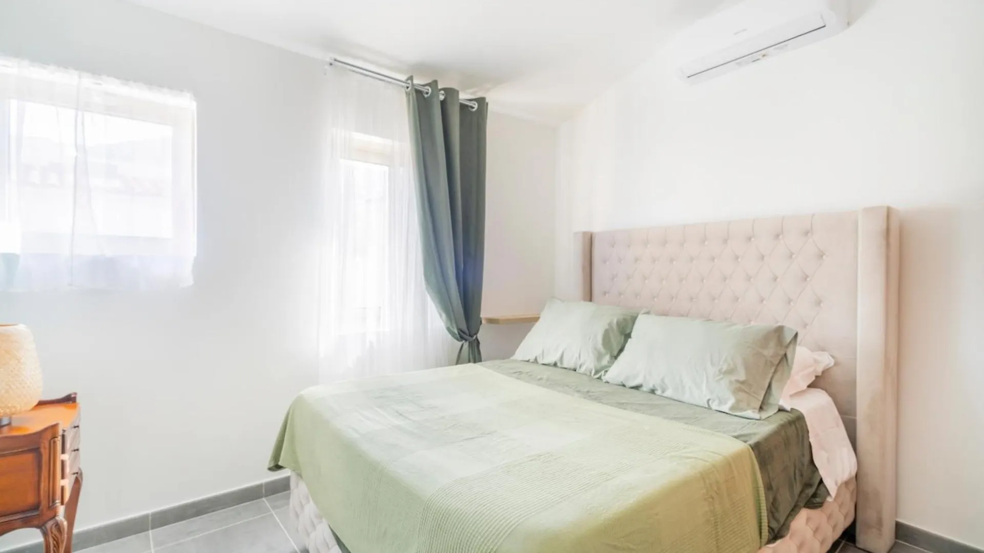 Apartment Les Goudes, Acces Direct A La Plage 4 Marseille France