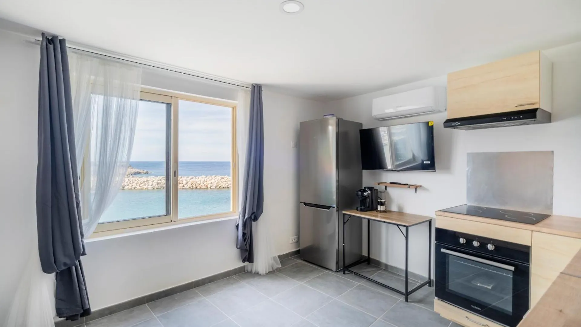 Les Goudes, Acces Direct A La Plage 4 Marseille